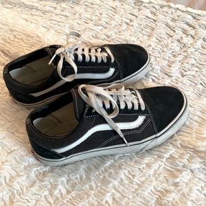 Black old school vans